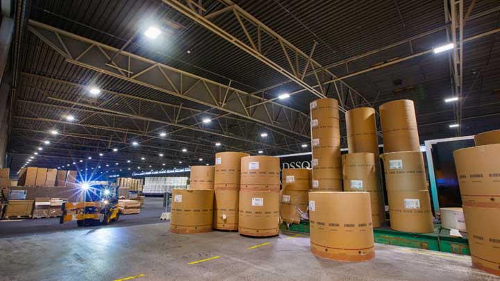Philips-greenwarehouse-belysning-industri-LED