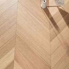 T&amp;G Personalización de piso de madera de ingeniería de roble blanco ancho