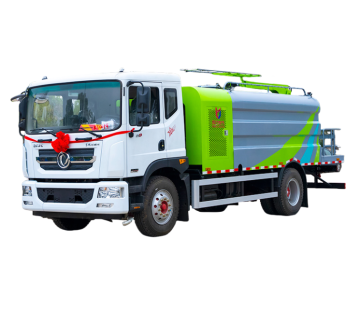 Photovoltaic Panel Cleaning Truck