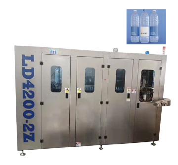 Hot Sale 4 Cavity Blow Molding Machine for PET Juice Bottles