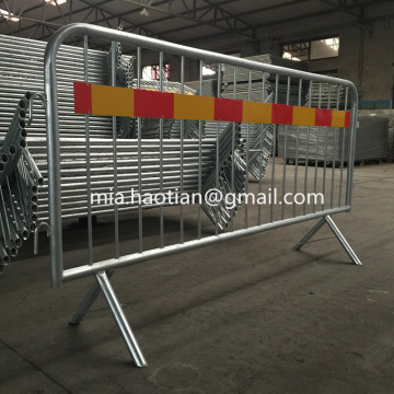 Galvanized Crowd control barricade fence night road warning guard safety crowd guidelines barrier