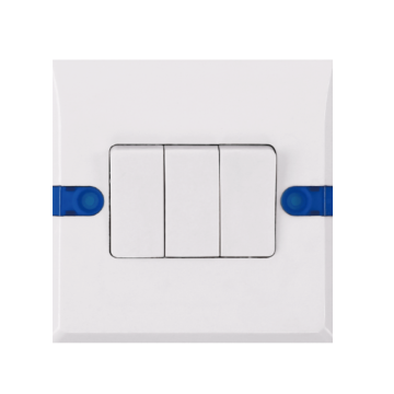 RN Series 3 Gang 2 Way Switch