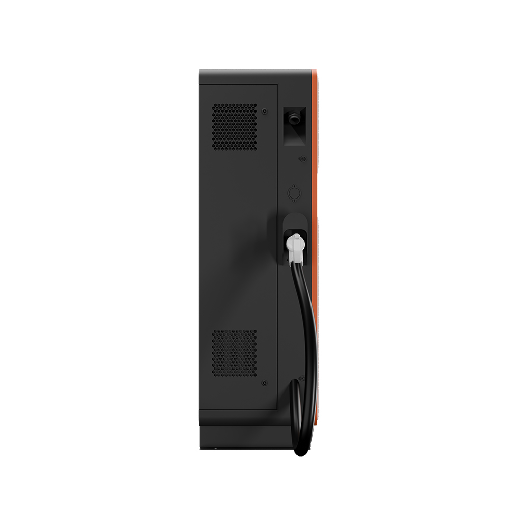 Liquid-cooled, split-terminal 600KW charging station
