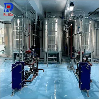 Cooling powder spraying tower