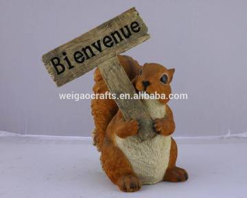 customized resin welcome squirrel statue