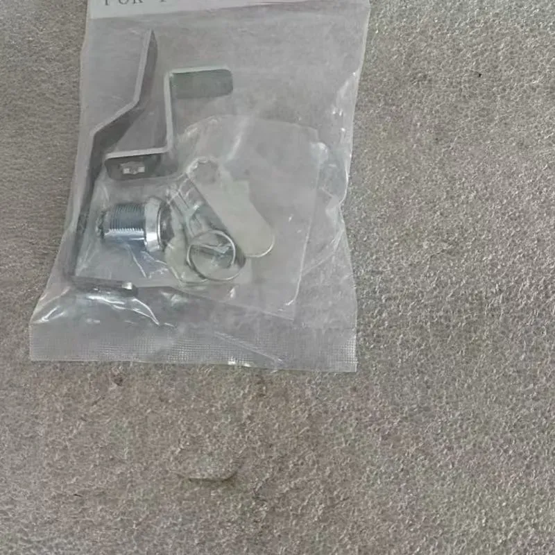 Bobcat Skid Steer Loader Parts 6732001 6714973 Rear Door Lock Kit