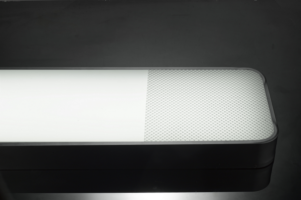 Feuille de polycarbonate de diffuseur prismatique pour luminaires