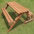 庭の交換可能な木製ピクニックテーブル