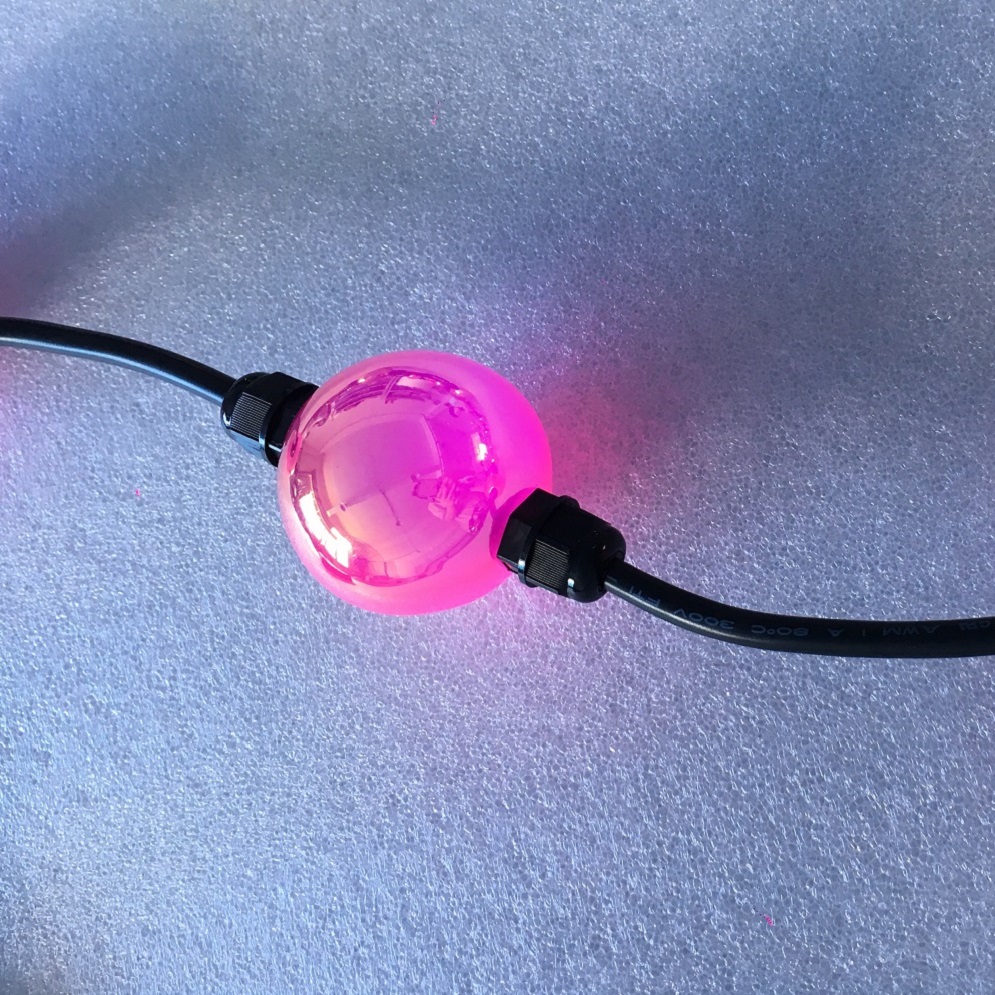 Rgb kolore osoa koloretsua LED esfera argia