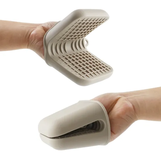Mini Silicone Oven Mitts: Heat-Resistant Kitchen Accessories for Safe Baking and Cooking