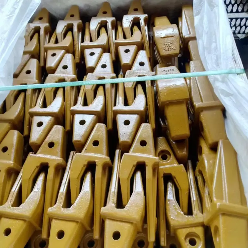 Premium Wear Parts Skid Steer Ca T Loader Unitooth with Bolt Nut 132-4720 for Sale