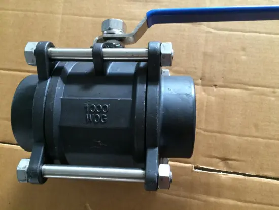 CARBON STEEL A216WCB 3PC THREADED END BSP 1000wog lock device BALL VALVE