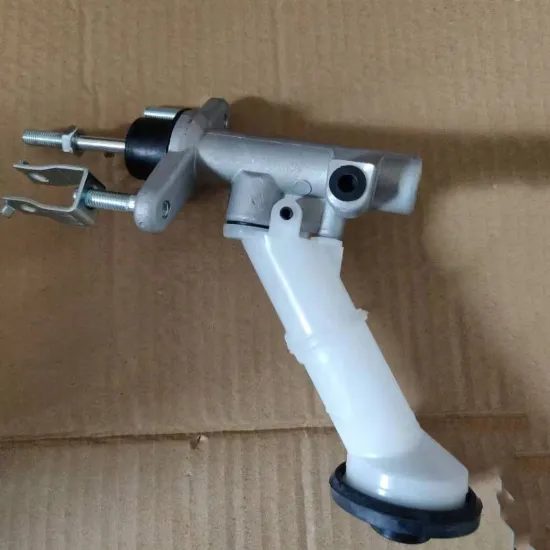 Auto Spare Parts Clutch Master Cylinder for CARINA