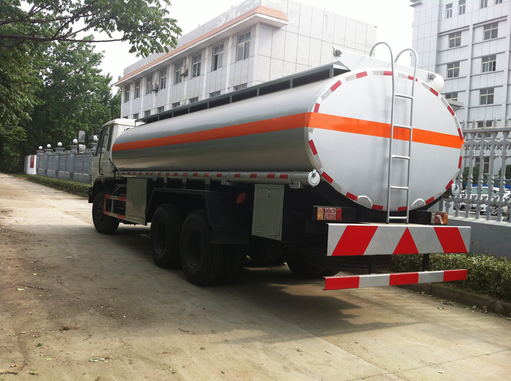 new dongfeng fuel truck 3