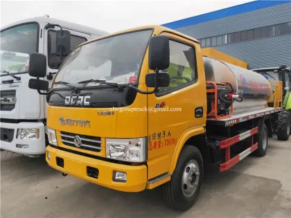 Asphalt Road Spraying Truck Trailer Asphalt Distributor