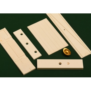 Chemical-resistant 95% alumina ceramic plate