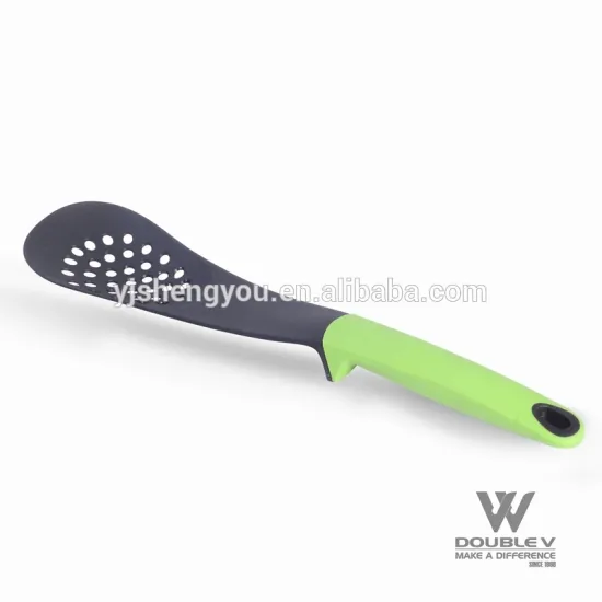 different types kitchen utensils