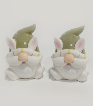Twin Bunny Resin Pepper Salt Shaker Set