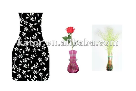 Foldable vase in black flower