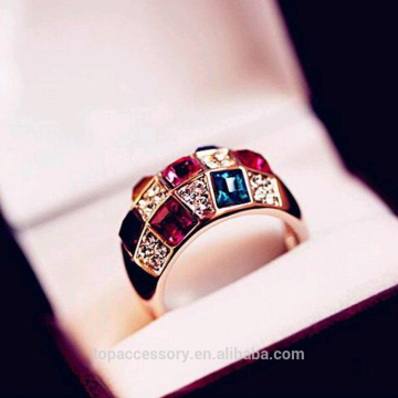 TR6930-15 2017 New Hot Luxury Fashion Colorful Crytal Rhinestone Finger Ring Alloy Gold plated Women statement Rings