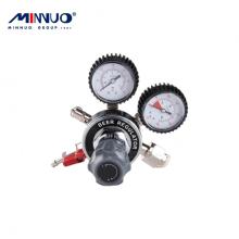 Aquarium Professional two-stage CO2 pressure regulators