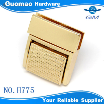 Hanging light gold zinc alloy press lock purse hardware