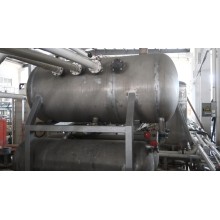 Intelligent pulp vacuum separator tank