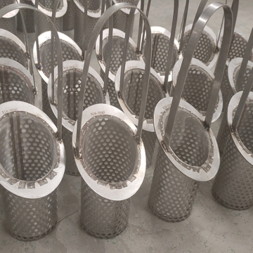 SS316L Wire Mesh Perforated Plate Filter Basket with 2mm Body Thickness for Industrial Filtration