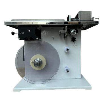 Semi-Automatic Cosmetic Carton Box Labeling Machine with Right Angle Corner Sealing