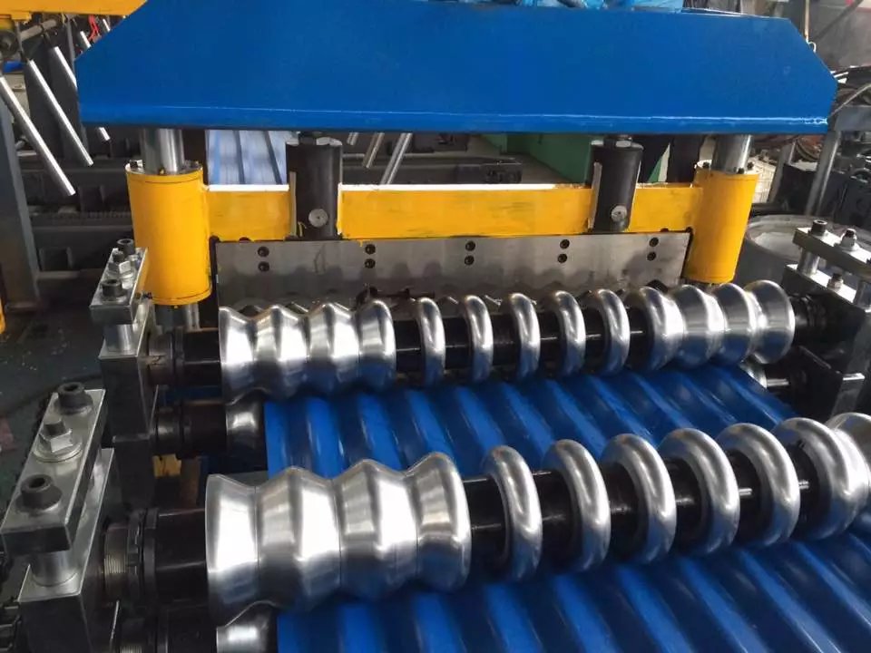 Roofing Sheet Roll Forming Machine