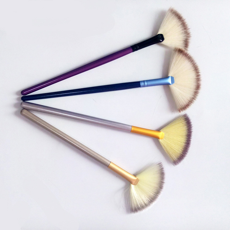 fan makeup brush