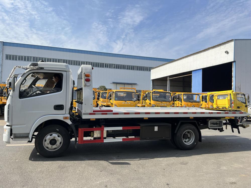 Dongfeng 4x2 Flatbed Wrecker Tow Trucks For Sale 2 Jpg