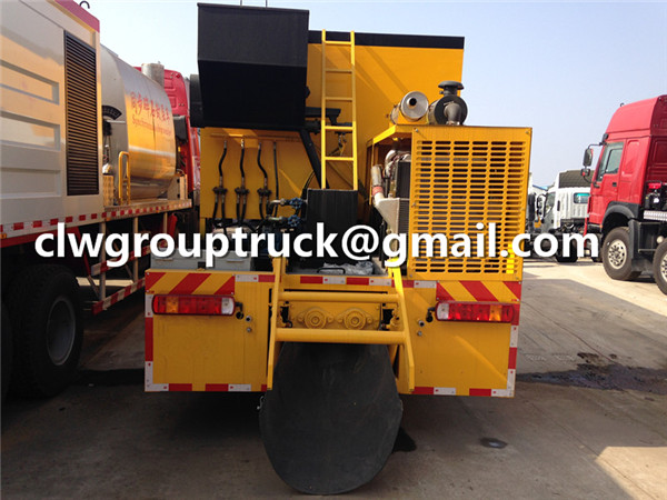 Asphalt Slurry Seal Truck