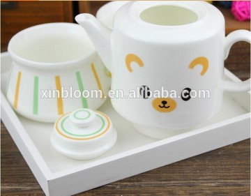 Zakka Japanese cartoon panda deer elephant rabit head ceramic three-piece set tea set with 1 cattele and 2 mug