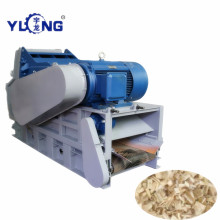 Equipment to Crush Wood Branches into Chips