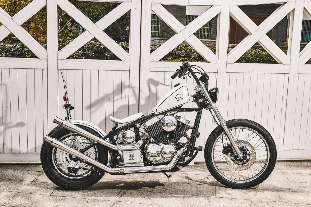 Custom chopper bike softail motorcycle