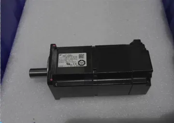 SGMAV-01ADA2C Yaskawa SGMAV Series Three-Phase Servo Motor