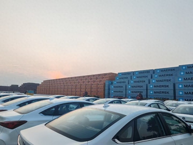 Jinyu International Trade has once again won a large export order for 73 vehicles from Algeria