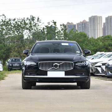2024 Volvo S90 B5 Luxury Car with Panoramic Sunroof and Leather Seats