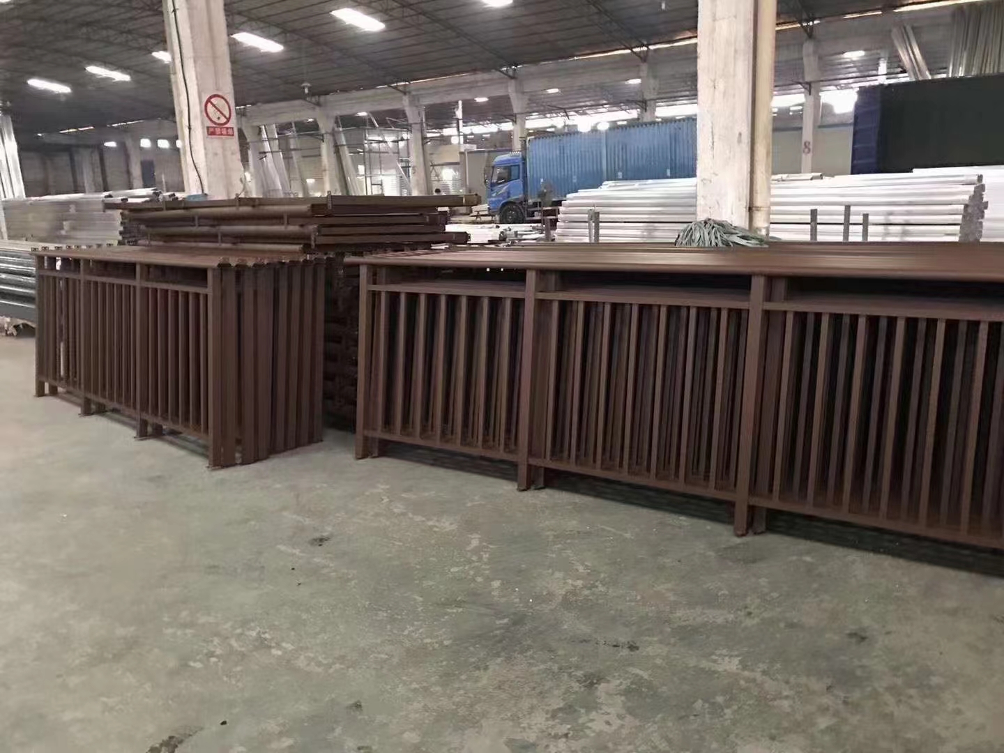 Balustrade en aluminium décoratif extérieur