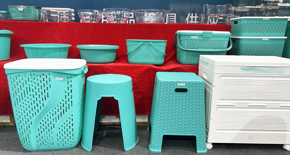 Hộp nhựa đúc phun cho các loại ghế đẩu