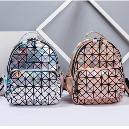 Custom wholesale top fashion high quality PU leather geometric reflective Fashion waterproof leather reflective ladies backpac