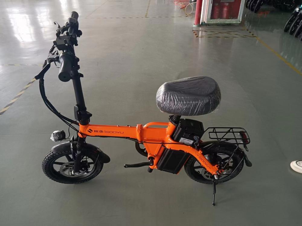 Electric bicycle with good shock absorption effect