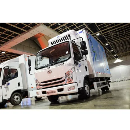 SAIC Yuejin 4X2 4.5T Pure Electric Refrigerated Cargo Truck