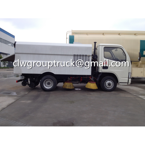 Dongfeng Xiaobawang 5.5CBM Balayeuse Camion Route Sous Vide