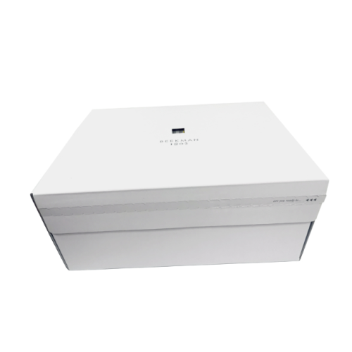 White color corrugated shipping box