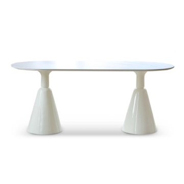 Moderner nordischer Stil Red Tisch mit cremefarbenem Wind ovales Design - perfekt für zeitgenössisches Heimdekor