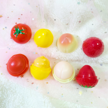 Cute Strawberry Shape Fruit Lip Balm - 4 Colors Lightening Private Label Moisturizing Lip Gloss
