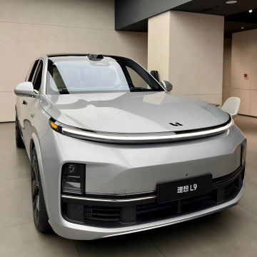 Kullanılmış L7 Elektrik SUV'ları: Geniş Space, 4WD, Rusya ve Kırgızistan'da Popüler - İdeal Li L9 Max