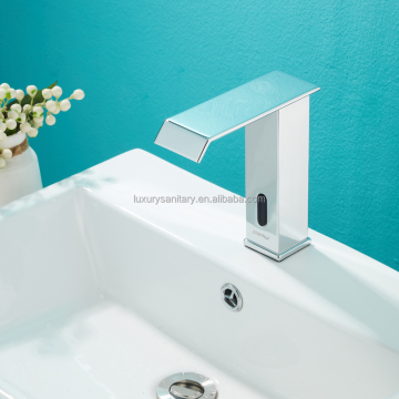 High Quality Chrome Silver Inductive Sensor Faucet